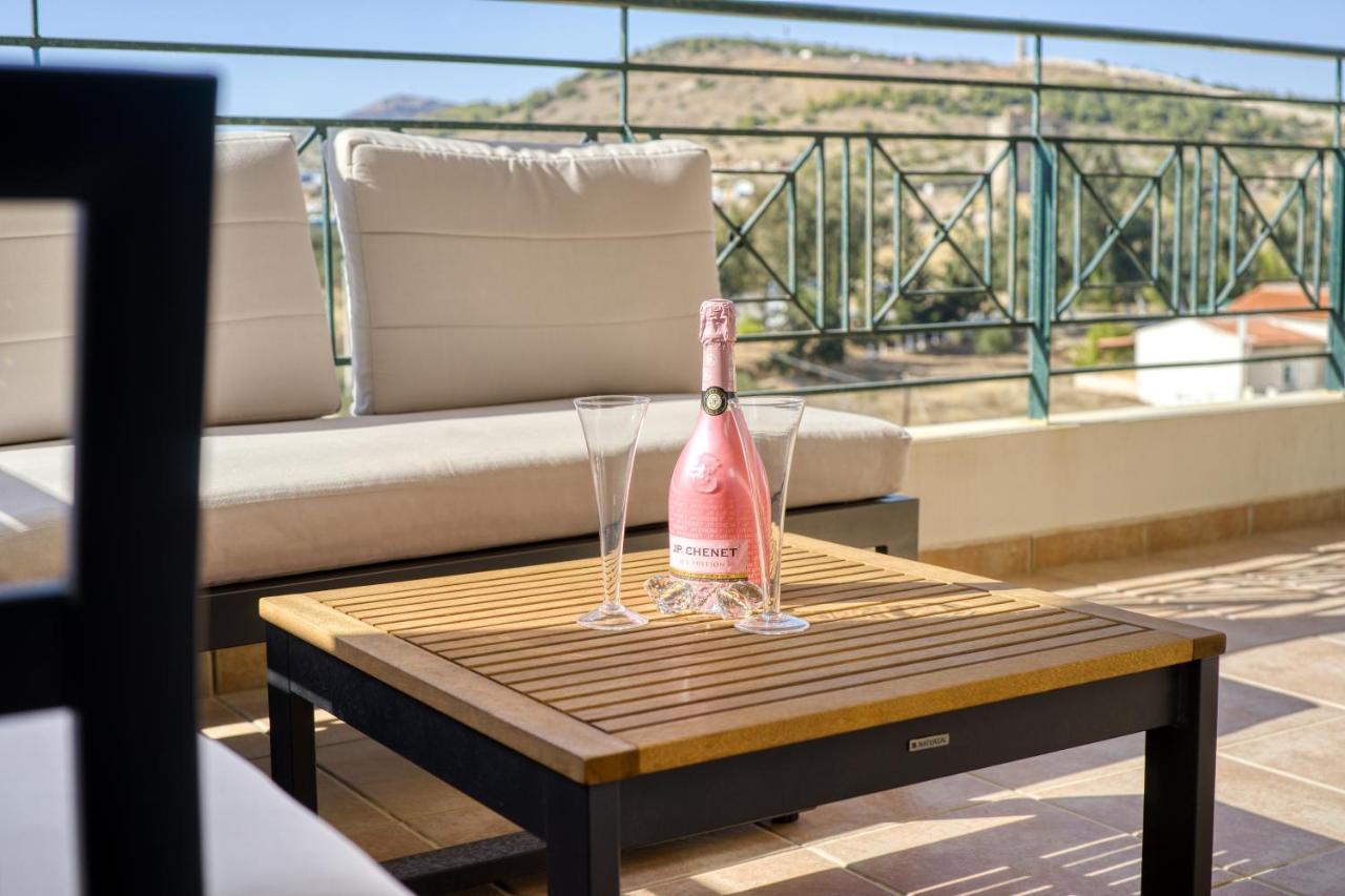 Sea & Mountain Apartment Close To Port And City Lavrion Ngoại thất bức ảnh